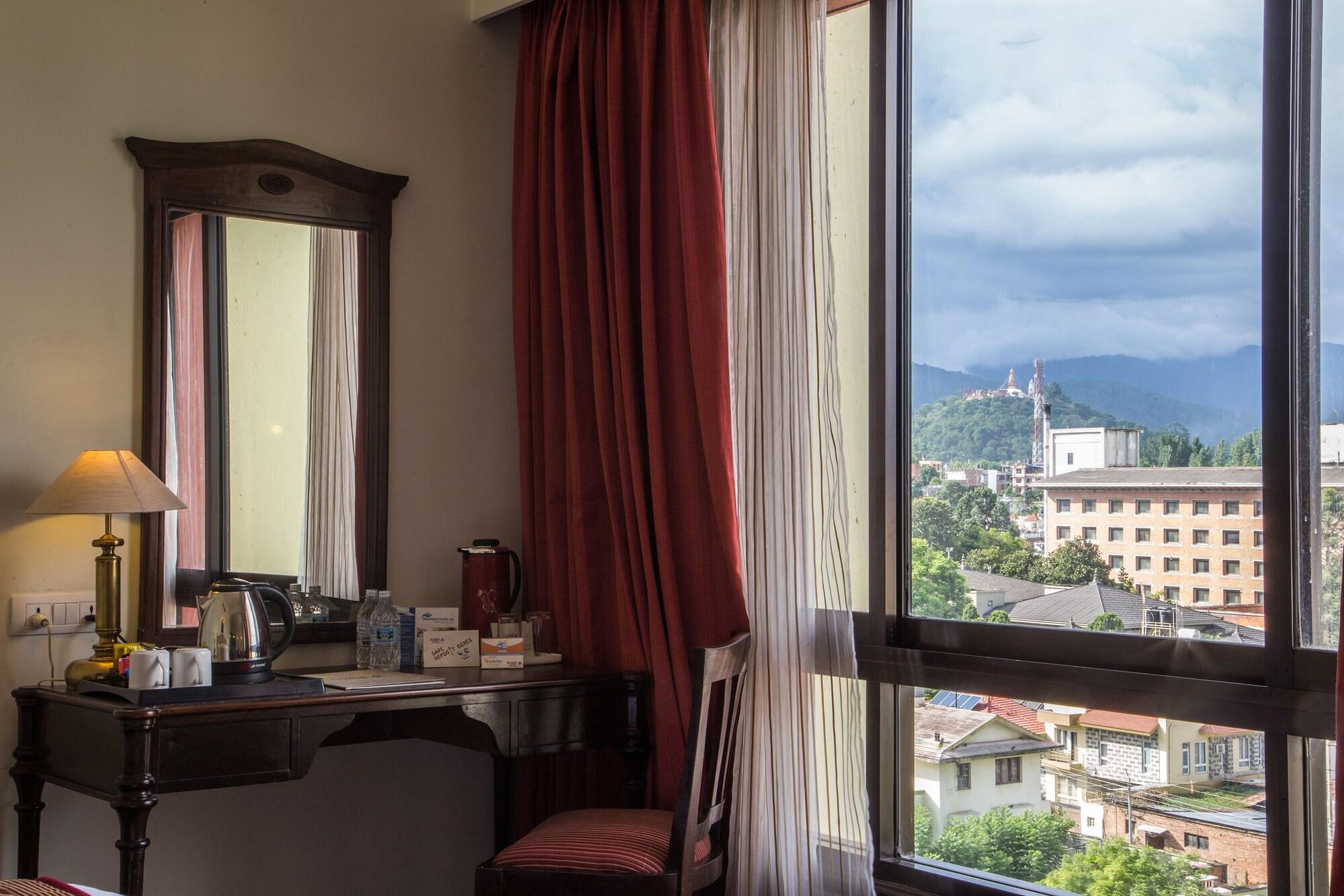 Grand Hotel Катманду Екстер'єр фото