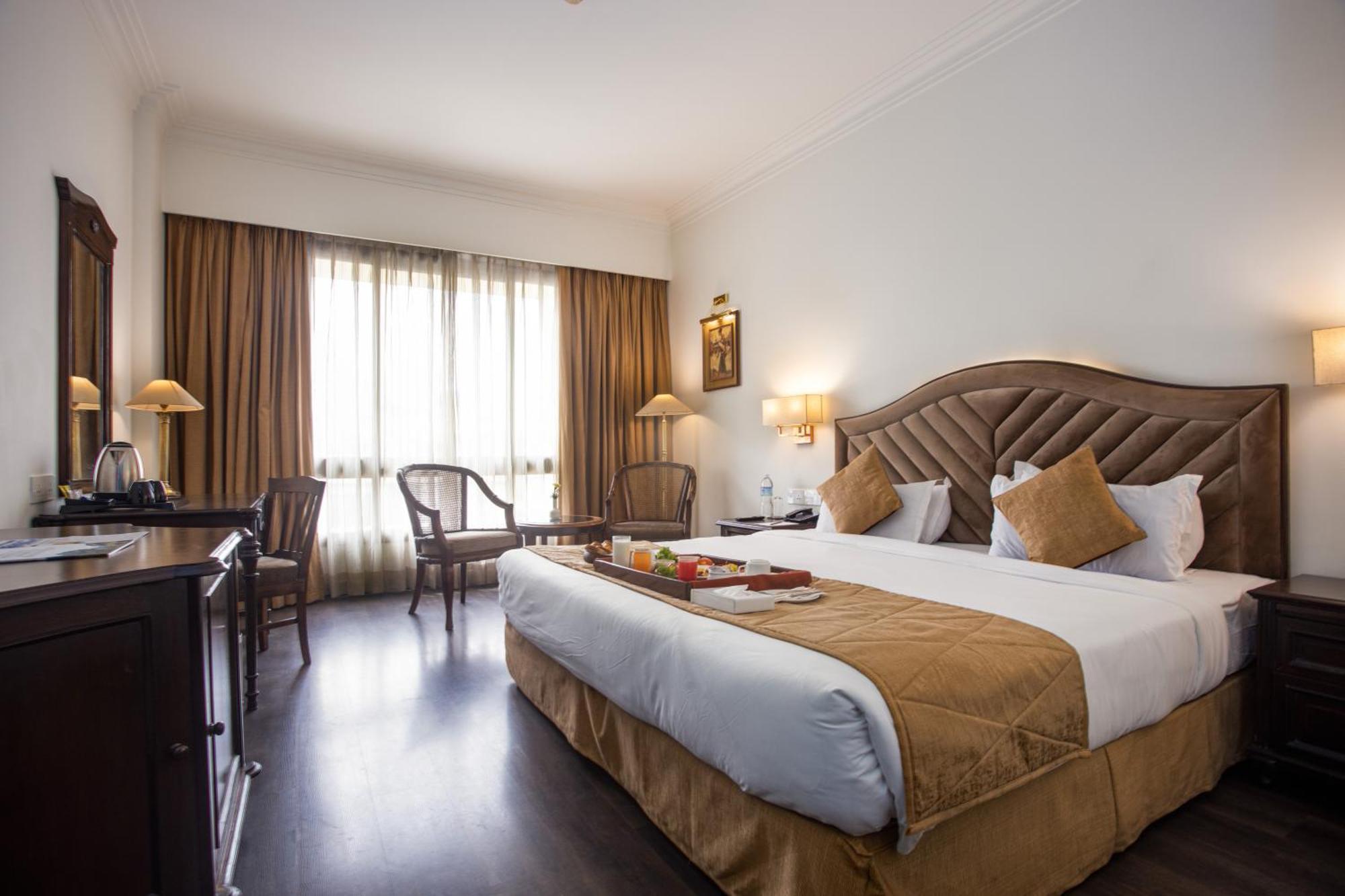 Grand Hotel Катманду Екстер'єр фото