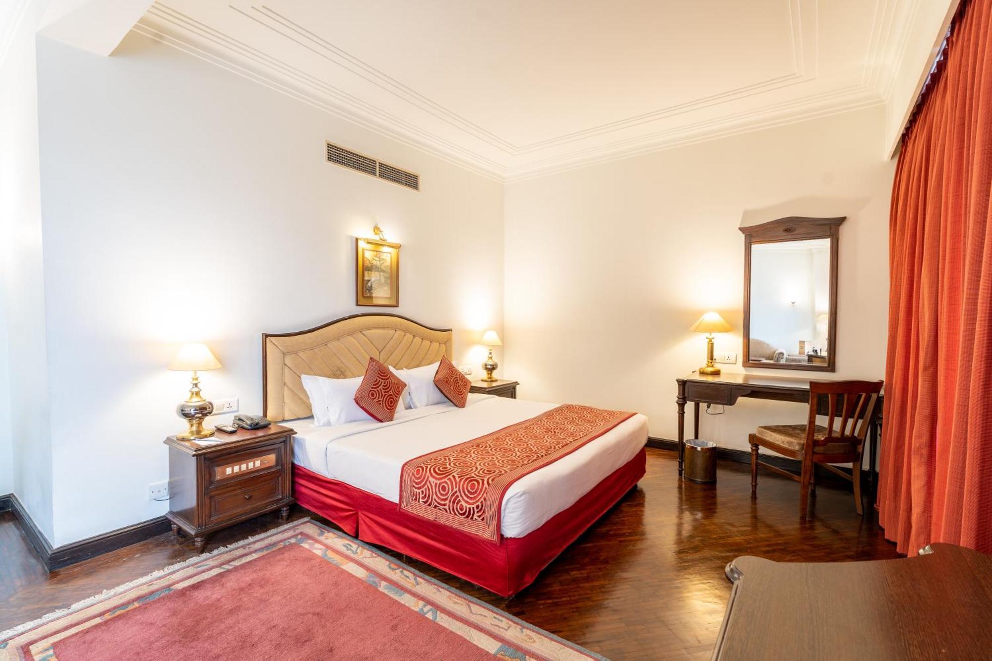 Grand Hotel Катманду Екстер'єр фото