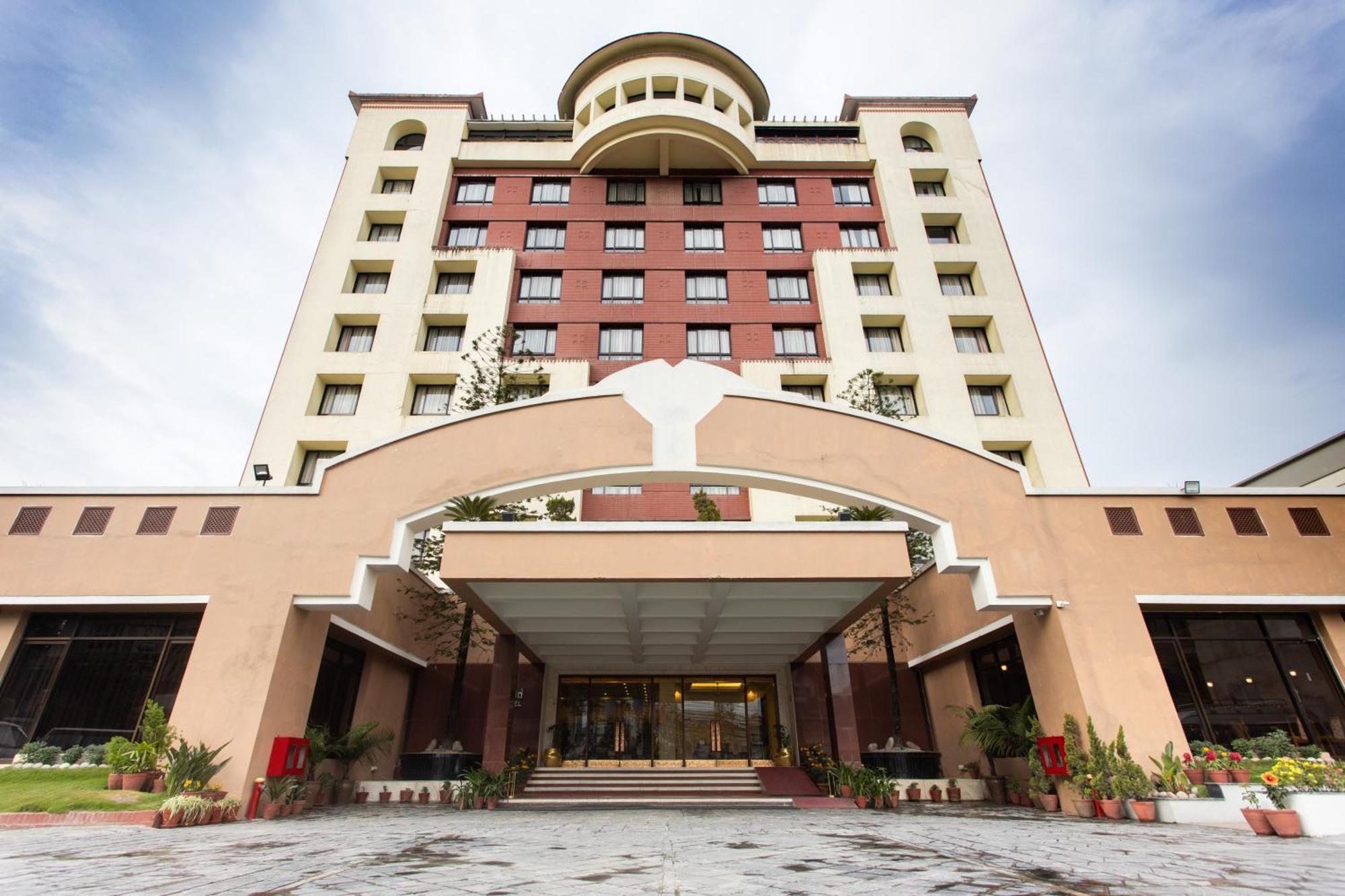 Grand Hotel Катманду Екстер'єр фото