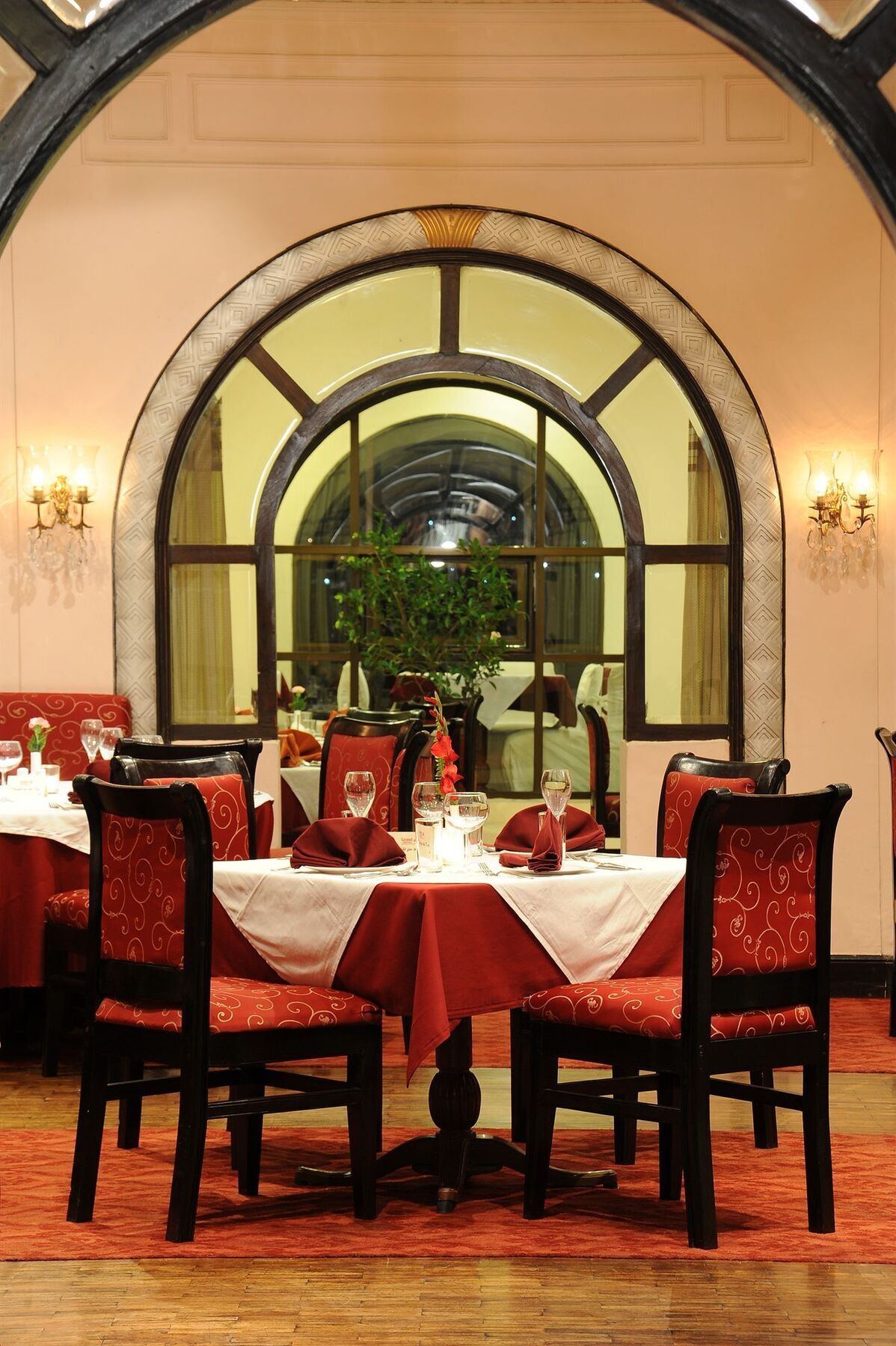 Grand Hotel Катманду Екстер'єр фото